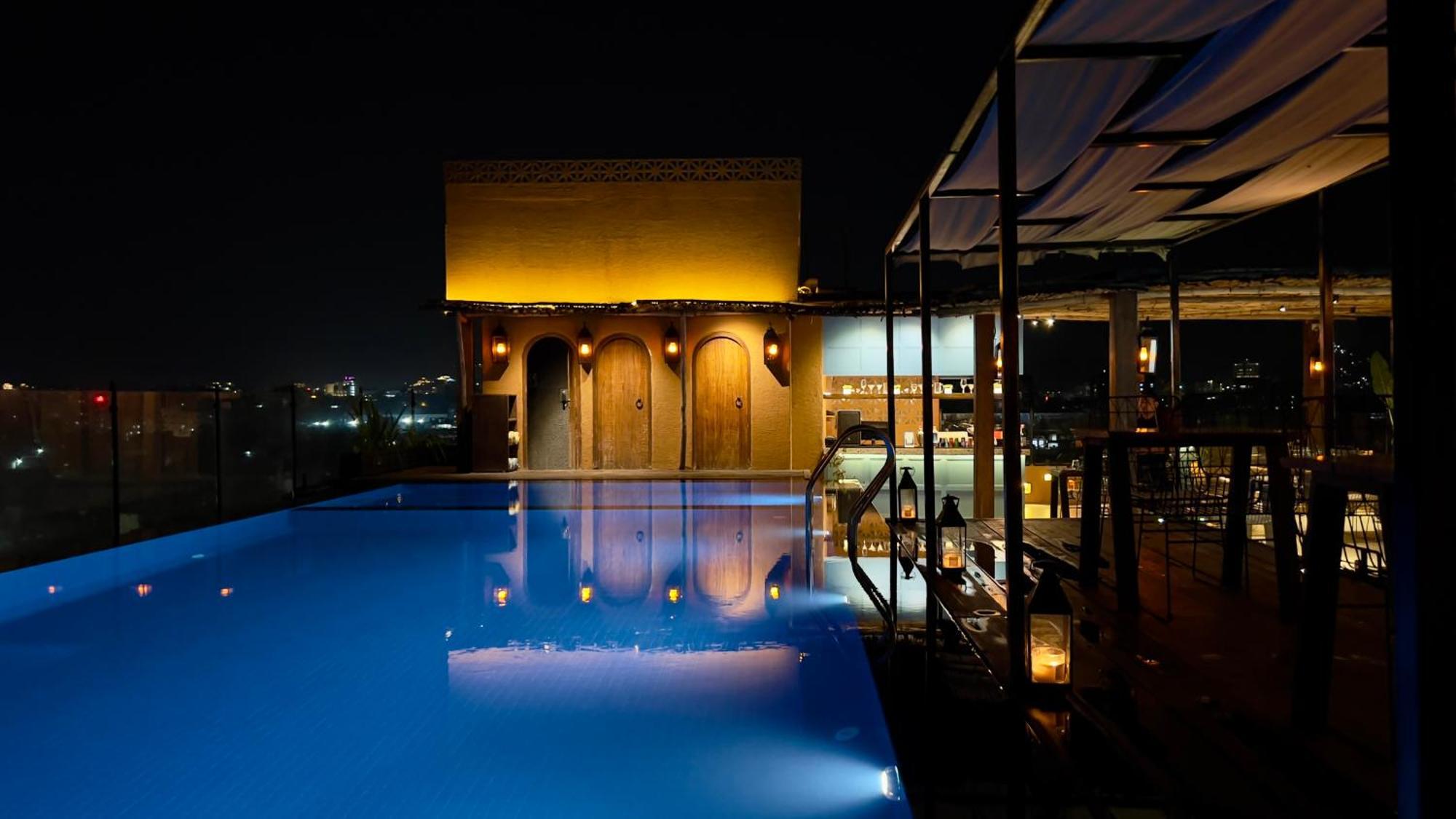 Historia Royal Hotell Udaipur Exteriör bild